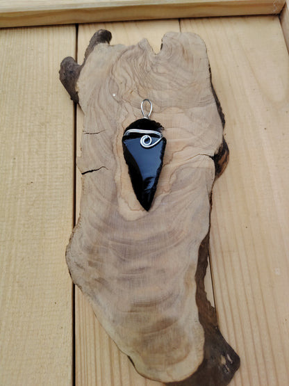 Pendentif "Flèche Obsidienne"