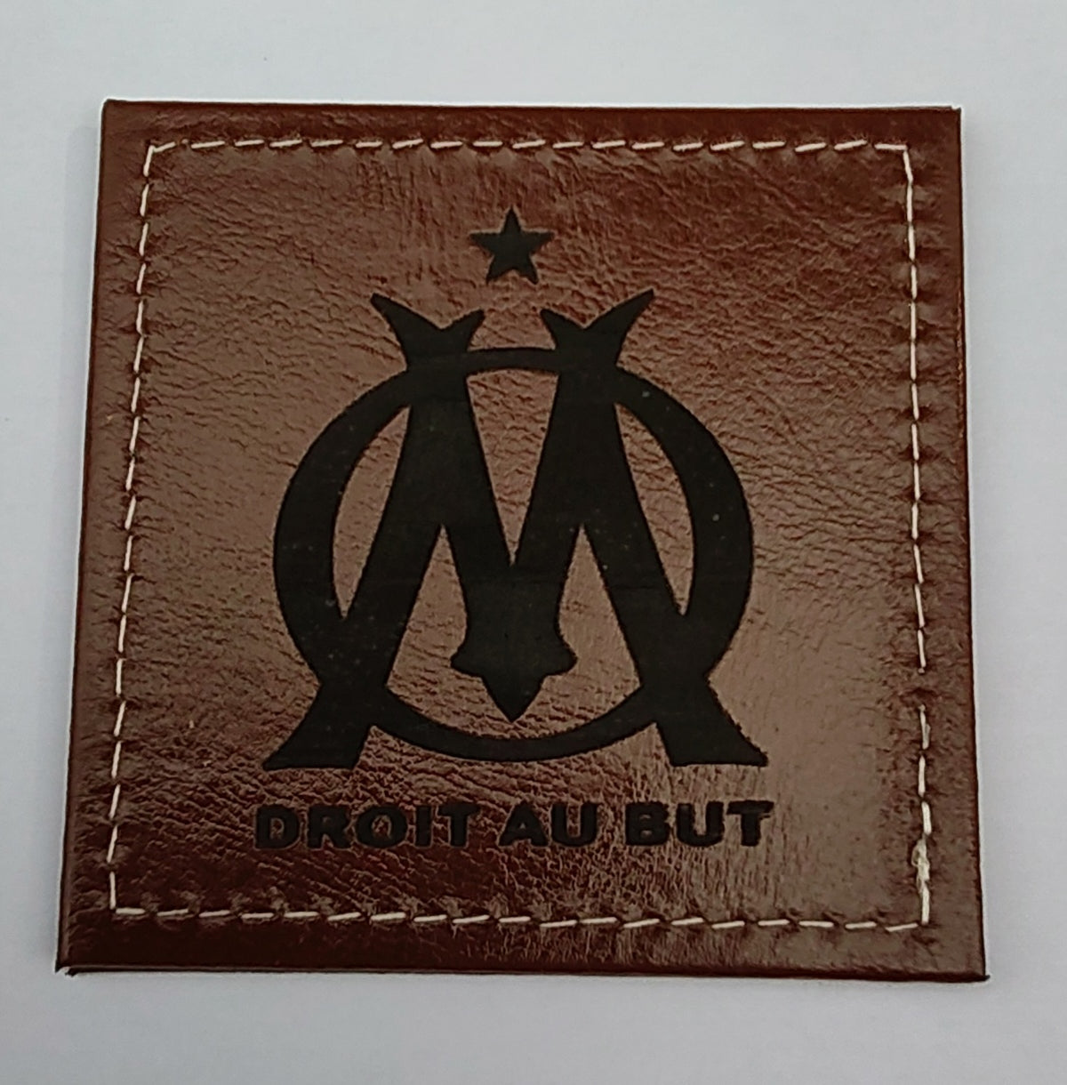 Dessous de verres en cuir