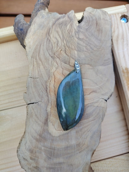 Pendentif "Intuition"