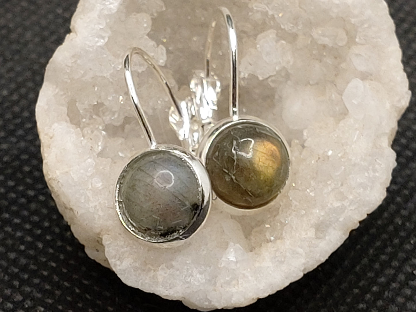 Boucles d'oreilles "protection"