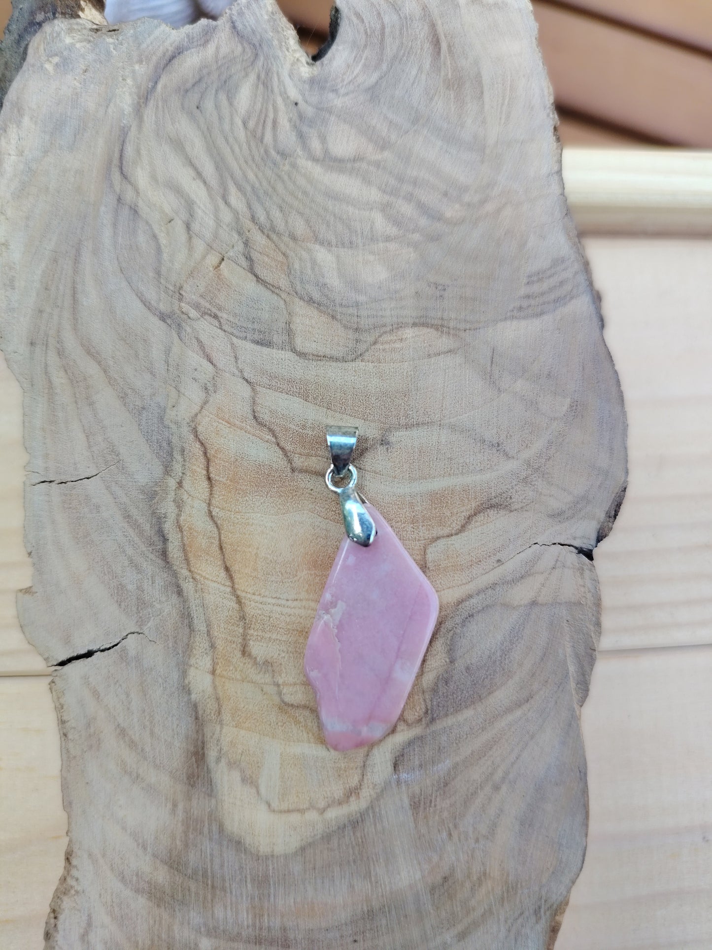 Pendentifs "Amour et Compassion"