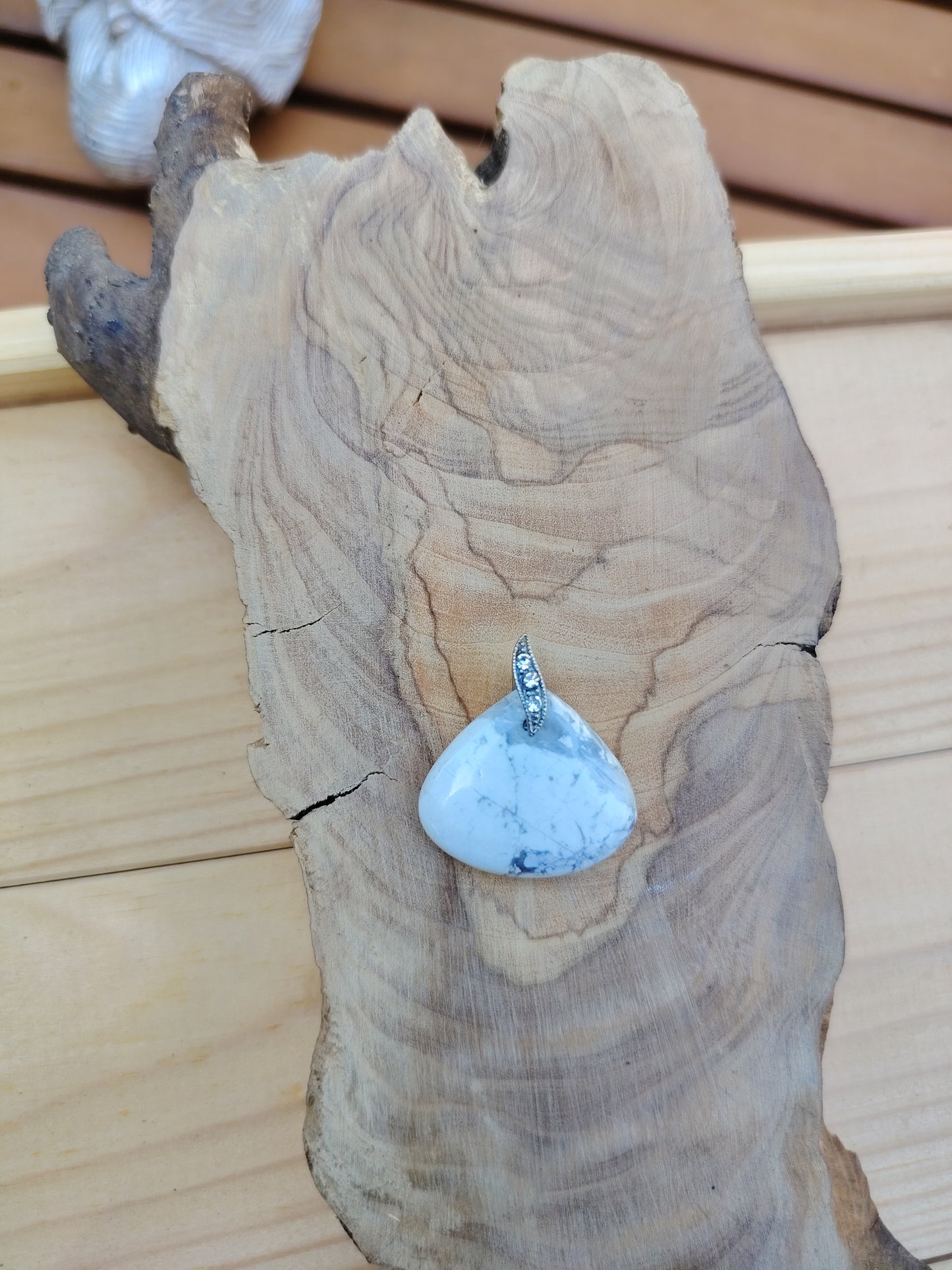 Pendentif "Howlite"