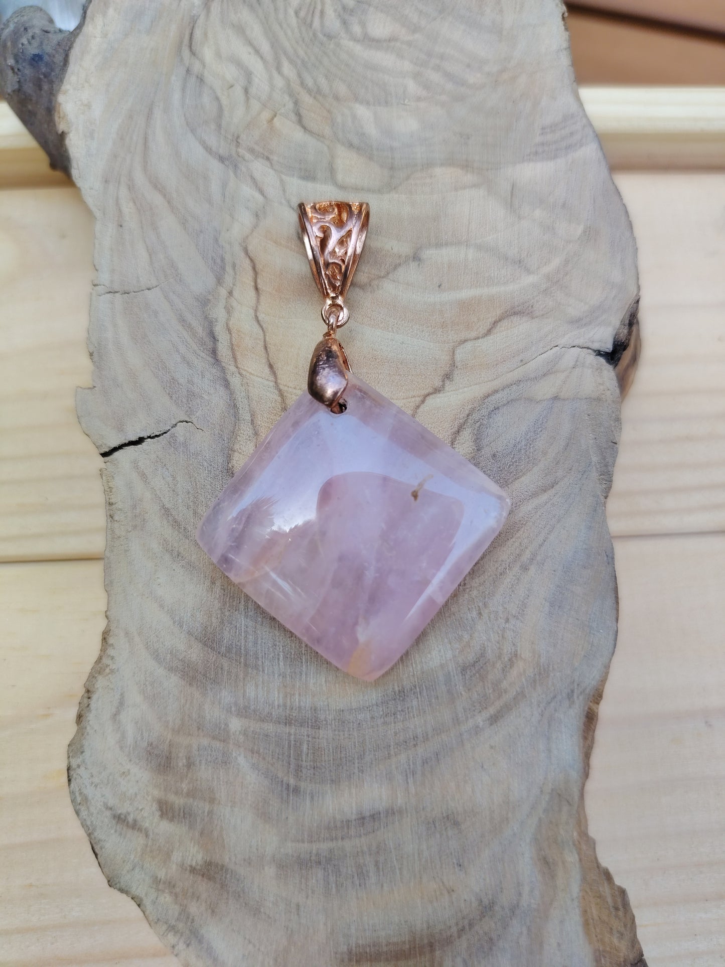 Pendentif "Quartz-Rose"